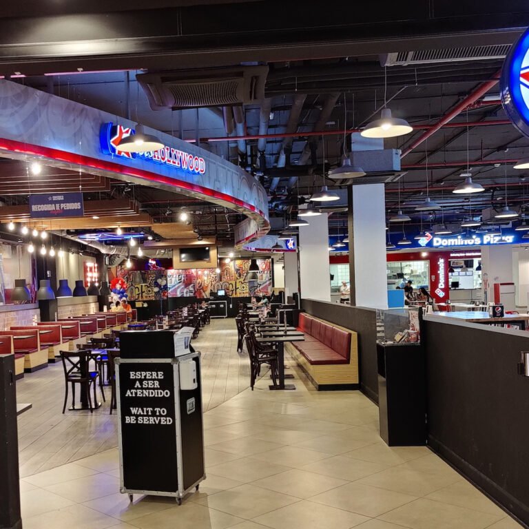 FOSTERS-HOLLYWOOD-FOTO-INTERIOR-1